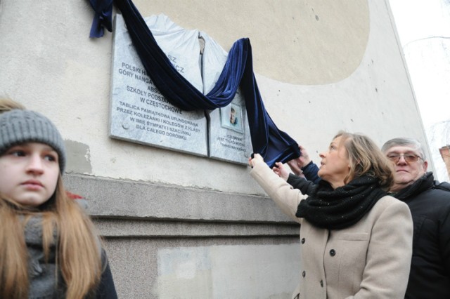 Uroczystość odsłonięcia tablicy Tomasza Mackiewicza 30.01.2019