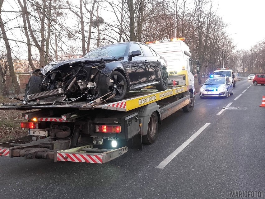 Jedną z przyczyn zdarzenia mogła być śliska nawierzchnia....