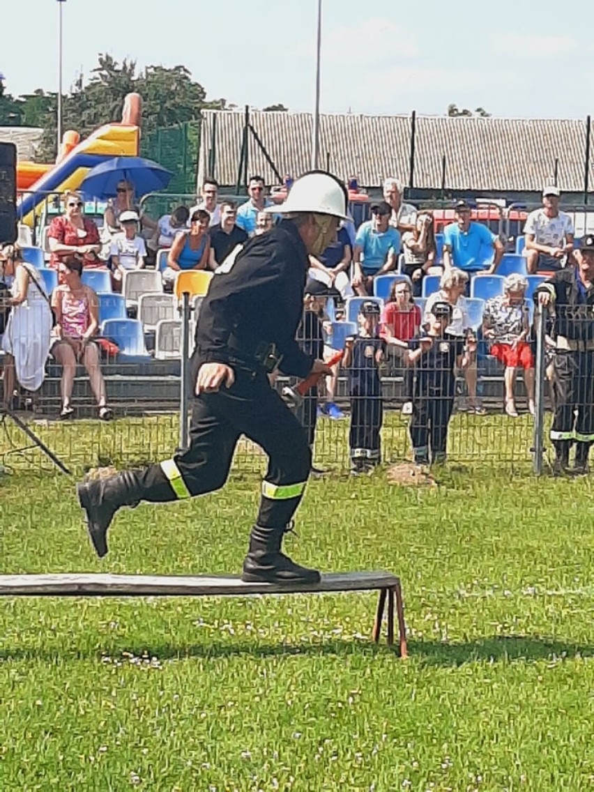 Powiatowe zawody sportowo-pożarnicze w Krzymowie