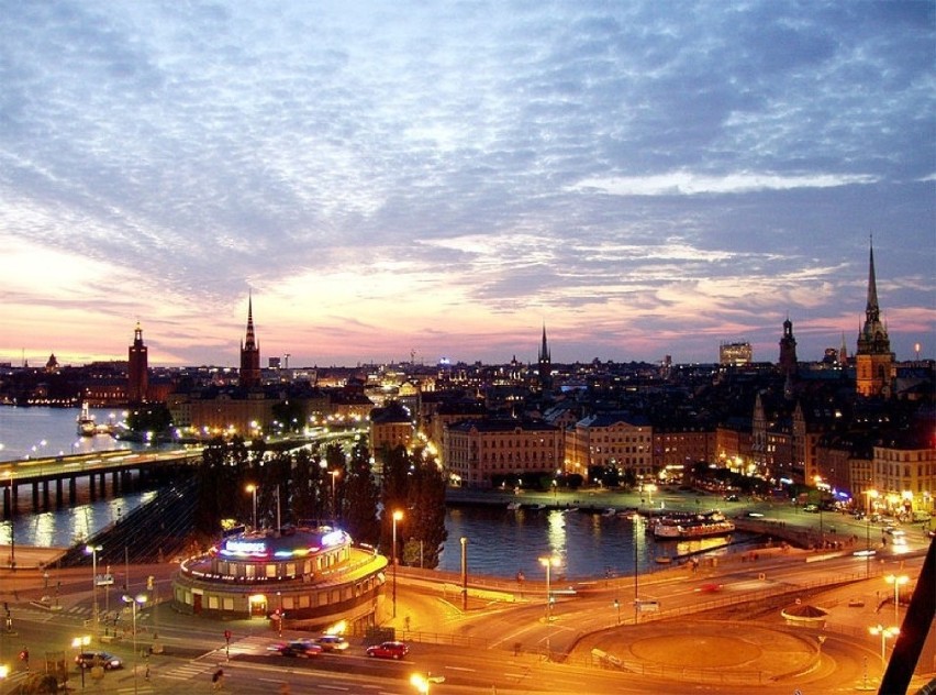 Szwecja
Mniej niż dwie godziny zabiera lot z Krakowa do...