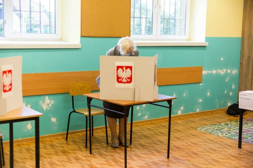 Miejska Komisja Wyborcza w Gdańsku odmówiła rejestracji list Koalicji Obywatelskiej w dwóch okręgach. Komitet ma czas do jutra