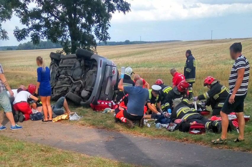 Wypadek na drodze nr 22, między Gorzowem a Różankami.