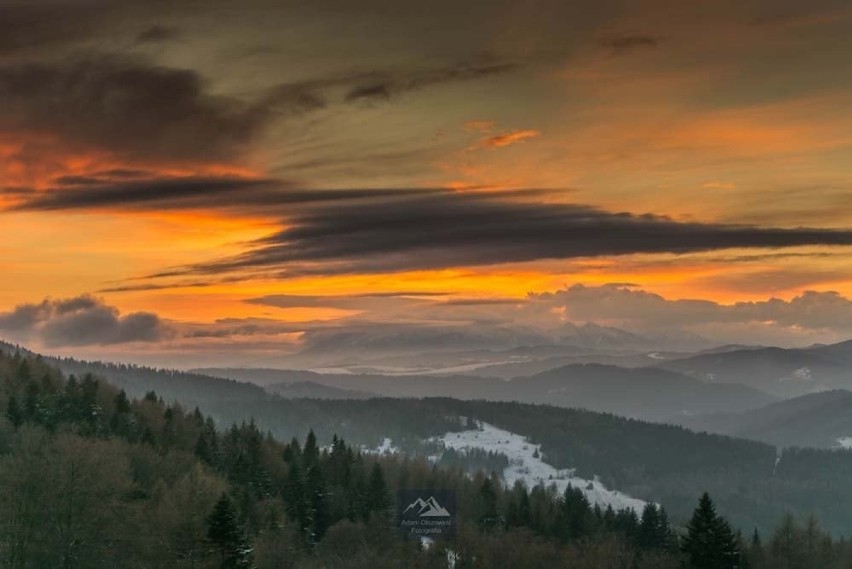 Piękne ośnieżone Tatry widziane z Jaworzyny Krynickiej....