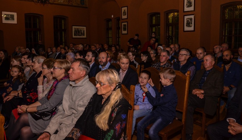 "Własny dom, złoto wart. Szamotuły w Niepodległej" - wystawa w Muzeum Zamek Górków [ZDJĘCIA]