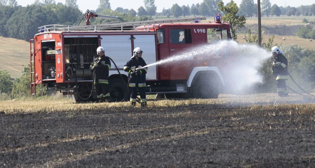 Pożar ścierniska w Smolnie