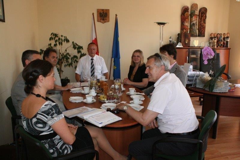 Burmistrz Miasta i Gminy Bardo Krzysztof Żegański spotkał się z przedstawicielami firm zainteresowan