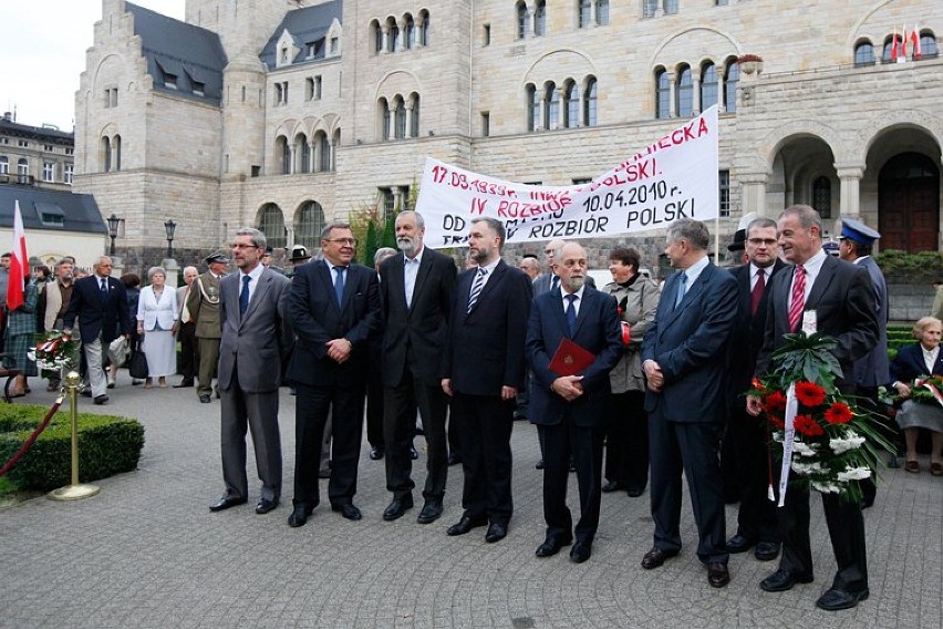 Uczestnicy Marszu pamięci z okazji rocznicy napaści wojsk...