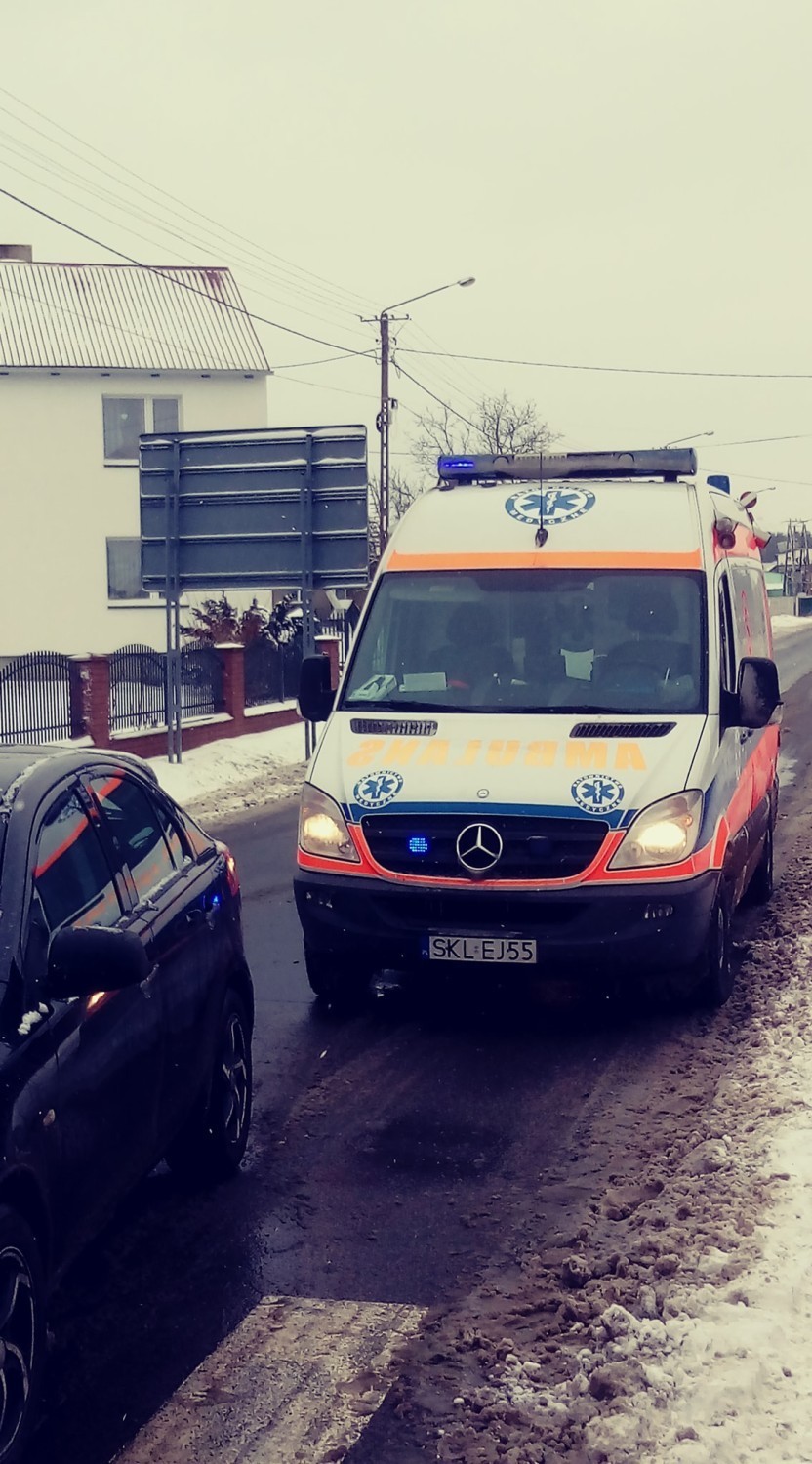 Potrącenie dziecka w Przystajni. Ranny chłopiec trafił do szpitala ZDJĘCIA