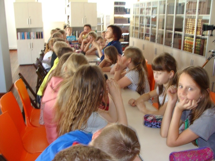 Warsztaty w bibliotece z Joanną Chmielewską