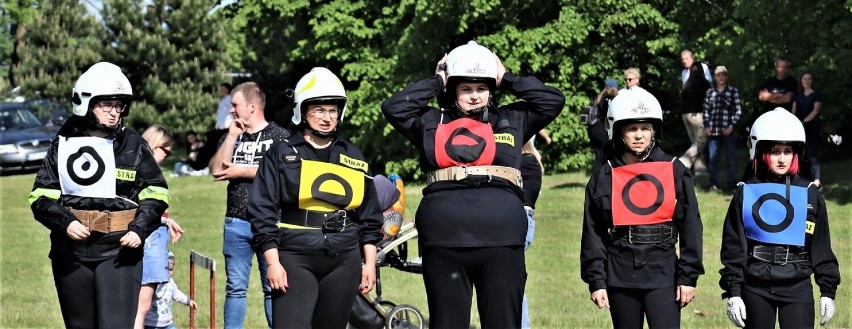 Niezwykłą sprawnością wykazali się strażacy podczas zawodów w Leśniowicach. Zobacz zdjęcia 