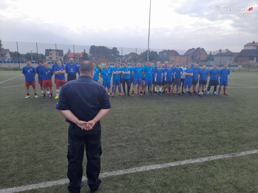 Turniej piłkarski  o Puchar Komendanta Powiatowego Policji ZDJĘCIA