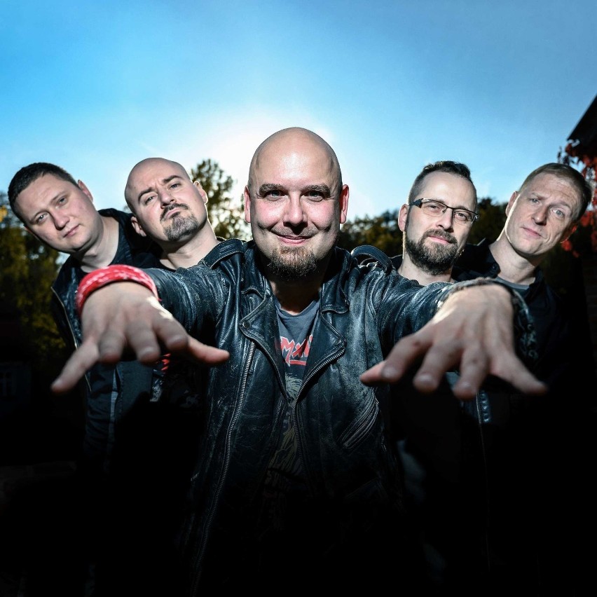 Łydka Grubasa to zespół wykonujący muzykę rockowo-metalową,...