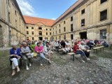 Pałac Promnitzów w Żarach. Niezwykły weekend pełen artystycznych atrakcji dla miłośników dobrej muzyki i klimatów retro