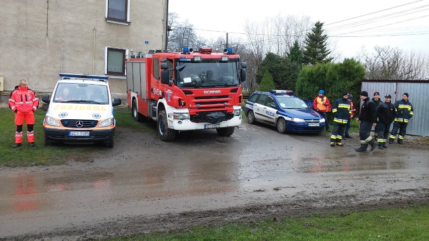 Rajd zabezpieczony prze policje, straż i pogotowie.