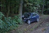 Wypadek w Czartkach pod Sieradzem. Poszkodowana kobieta jadąca fordem
