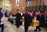 Gorzów będzie się modlił za zmarłych biskupów. Dwaj z nich zostali pochowani dwa lata temu