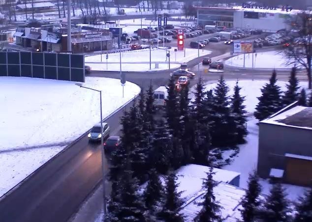 Jaworzno - Osiedle Stałe. Nowa kamera sprawdzi problemy na skrzyżowaniu przy ul. Armii Krajowej