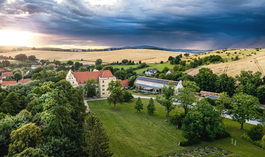 Uroczysko Siedmiu Stawów - renesansowa architektura,...