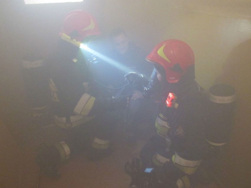 Straż pożarna ćwiczyła w schronisku w Henrykowie [zdjęcia]