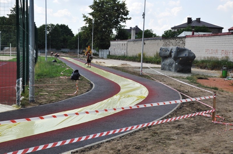 Budowa kompleksu sportowo-rekreacyjno-kulturalnego w Poraju