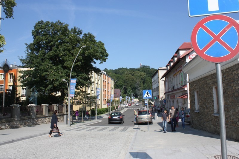 Plac św. Michała i parking wielopoziomowy w Sanoku [ZDJĘCIA]