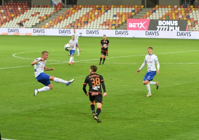 W piątkowym meczu 27. kolejki PKO BP Ekstraklasy Podbeskidzie Bielsko-Biała pokonało Lecha Poznań 1:0