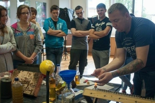 Piotr Radecki prowadzi także warsztaty pokazowej techniki mokrego kolodionu.