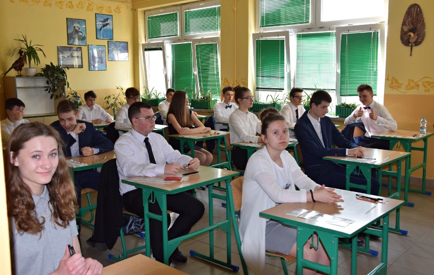 Egzamin gimnazjalny 2018 w Kraśniku (ZDJĘCIA)