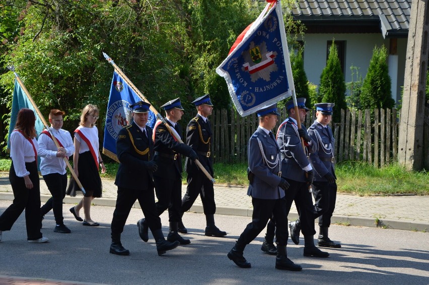 Świeto 15 sierpnia w Hajnówce trwa. Zakończyła się msza polowa pod pomnikiem na cmentarzu żołnierzy poległych w 1920 roku