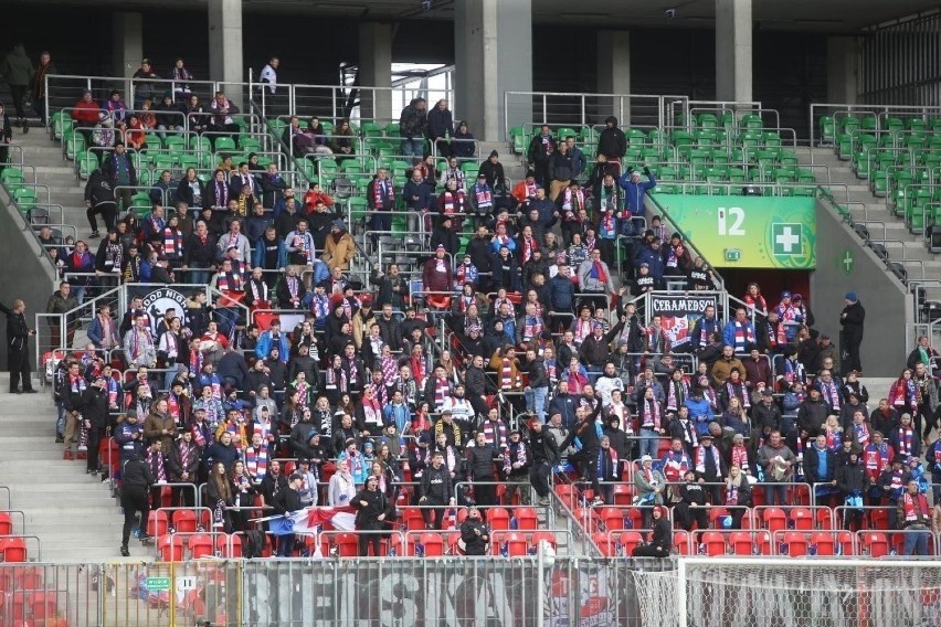 Na meczu GKS Tychy - Podbeskidzie było 385 kibiców gości...