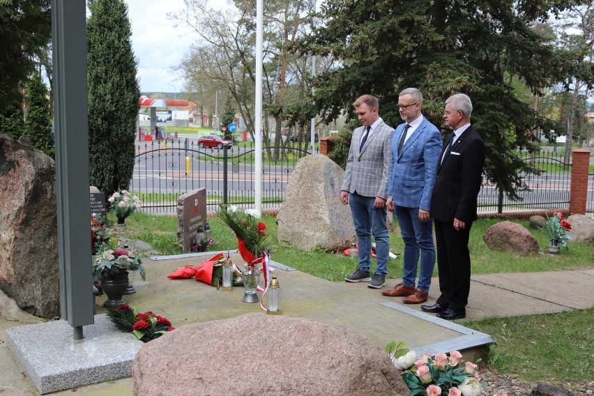 Władze Powiatu Chodzieskiego uczciły 84 rocznicę Zbrodni Katyńskiej 