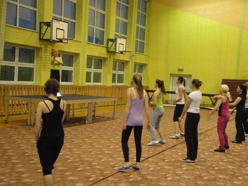 Śrem: zumba w Zespole Szkół Ekonomicznych [ZDJĘCIA]