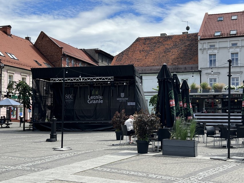 Już dzisiaj koncert Kasi Lins na mikołowskim rynku! Zobacz, jak wygląda scena. ZDJĘCIA