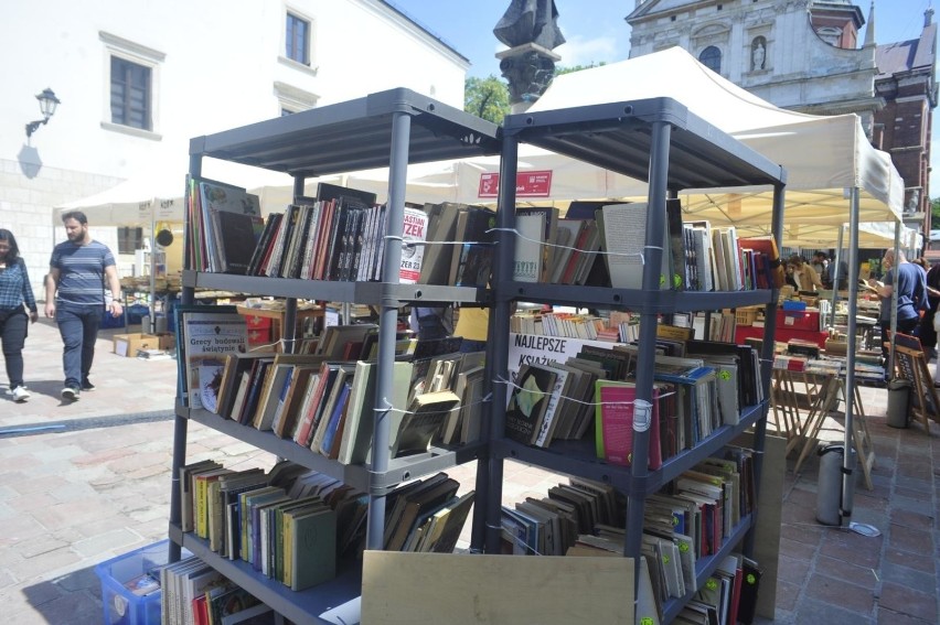 Tak wyglądały dwa tegoroczne kiermasze na placu Marii...