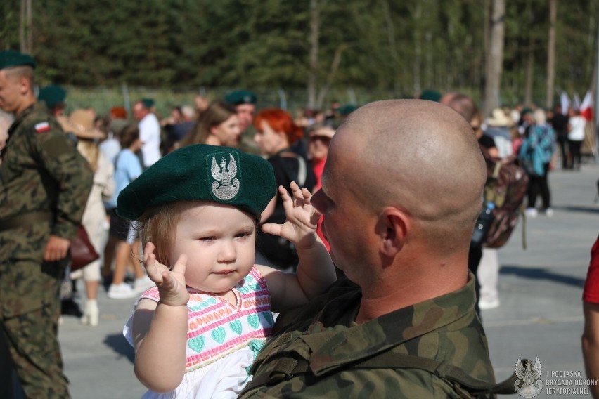 Przysięga wojskowa w Kolnie. Słowa roty wypowiedziało ponad 80 elewów
