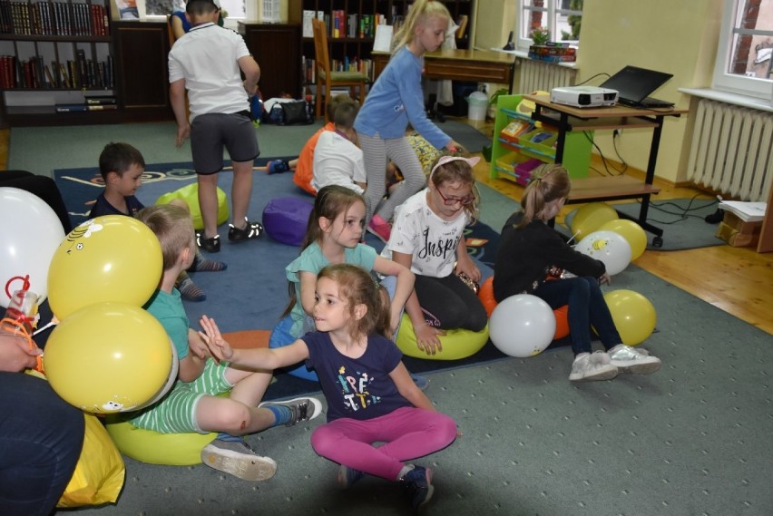 Noc Bibliotek w tczewskiej książnicy - jeszcze więcej ZDJĘĆ