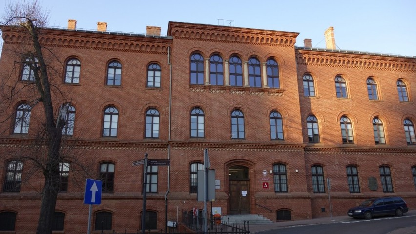 Gmach Sądu Rejonowego w Gnieźnie współcześnie