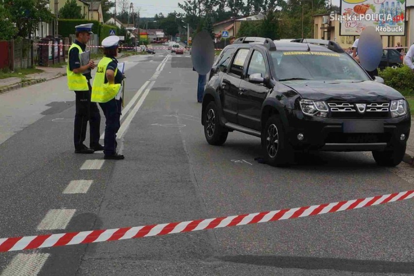 Samochód wjechał w pielgrzymkę w Zawadach. 14 osób jest rannych 