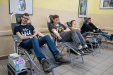 "Młoda krew ratuje życie" w "elektryku" w Radomsku. Krew oddało 33 uczniów ZSE-E. ZDJĘCIA