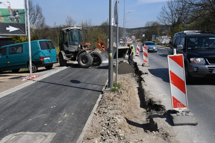 Budowa ścieżek rowerowych w północnej części Kielc dobiega końca (ZDJĘCIA)