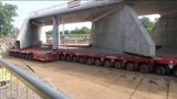 Tak transportowano tunel będący częścią Trasy Świętokrzyskiej. Platforma miała 556 kół (wideo)