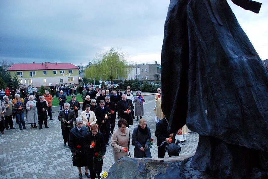 Zgorzelec uczcił pamięć ofiar katastrofy samolotu prezydenckiego pod Smoleńskiem   [zobacz zdjęcia]  