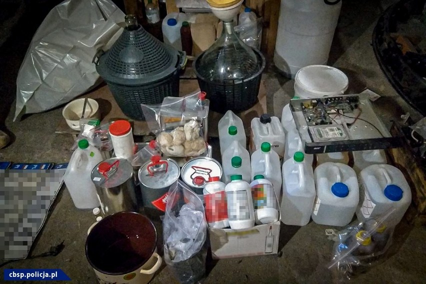 Bystrzyca Kłodzka: policjanci zlikwidowali laboratorium metamfetaminy