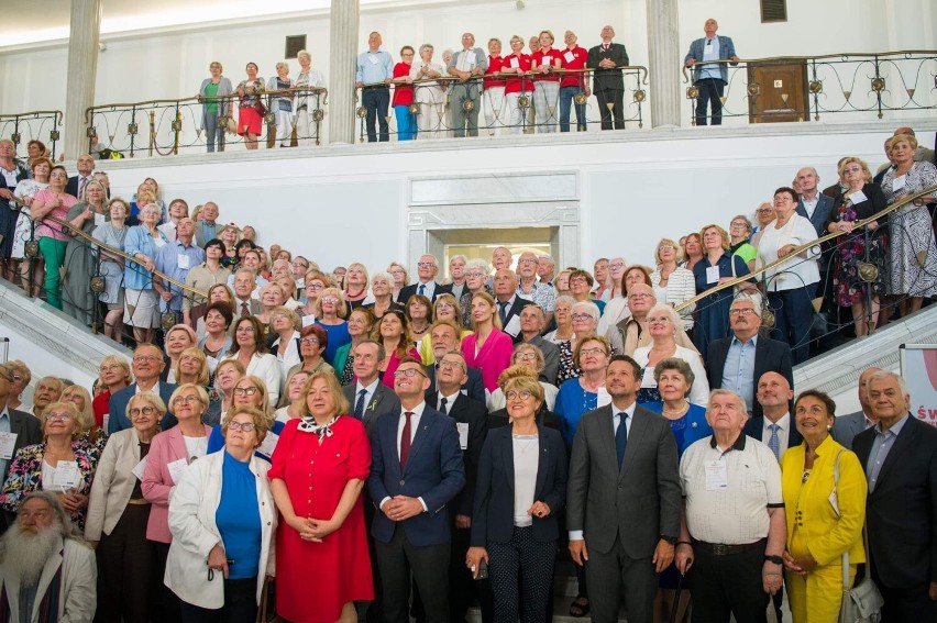 Wśród liderów rad seniorów, którzy spotkali się w Sejmie,...