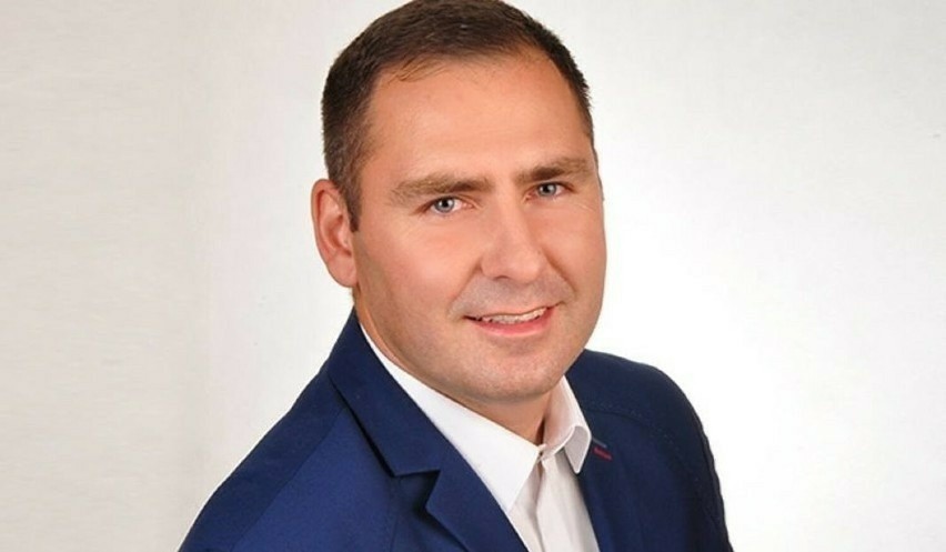 Najmłodszy z kandydatów, Marcin Saltarski. 42- latek,...