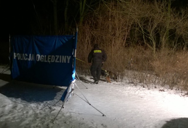 Na skwerze przy ul. Spornej i Wojska Polskiego w środę znaleziono martwe dziecko