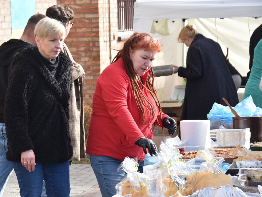 Malbork. Przy kościele na Piaskach odbył się festyn charytatywny na rzecz uchodźców