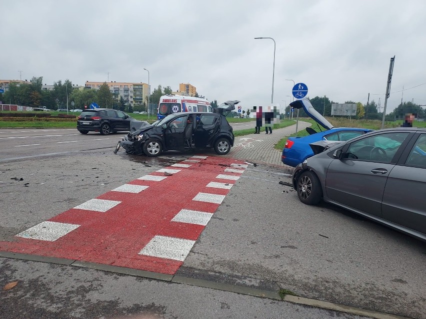 Kierowcy podróżujący aleją Jana Pawła II w centrum Tarnowa...