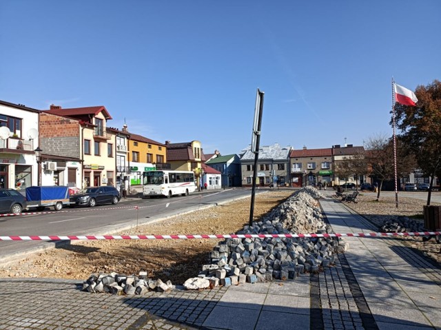 Mimo prac - rynek pięknie prezentuje się jesienią.