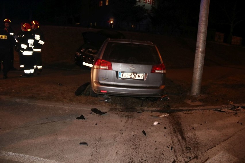 19-latek wiózł samochodem sześć osób i spowodował wypadek [zdjęcia]